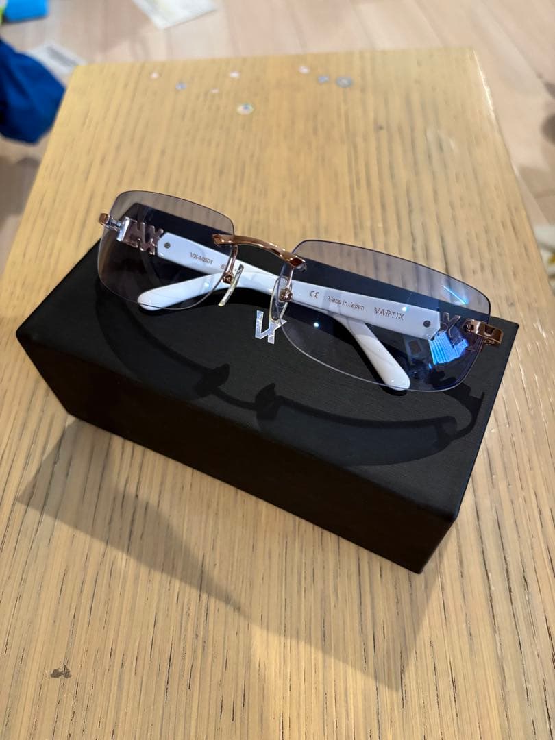 ※3月中限定出品　VARTIX リムレスサングラス　VX-MS01 Gackt