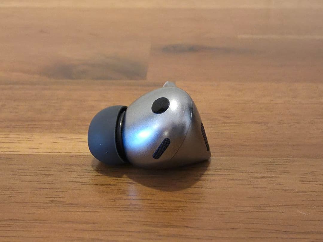 Galaxy Buds3 Pro シルバー国内版 ミニオンケース付き