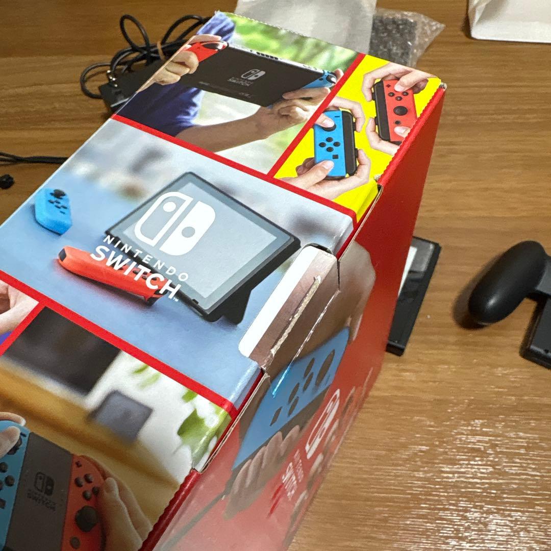 Nintendo Switch 本体　未使用品あり