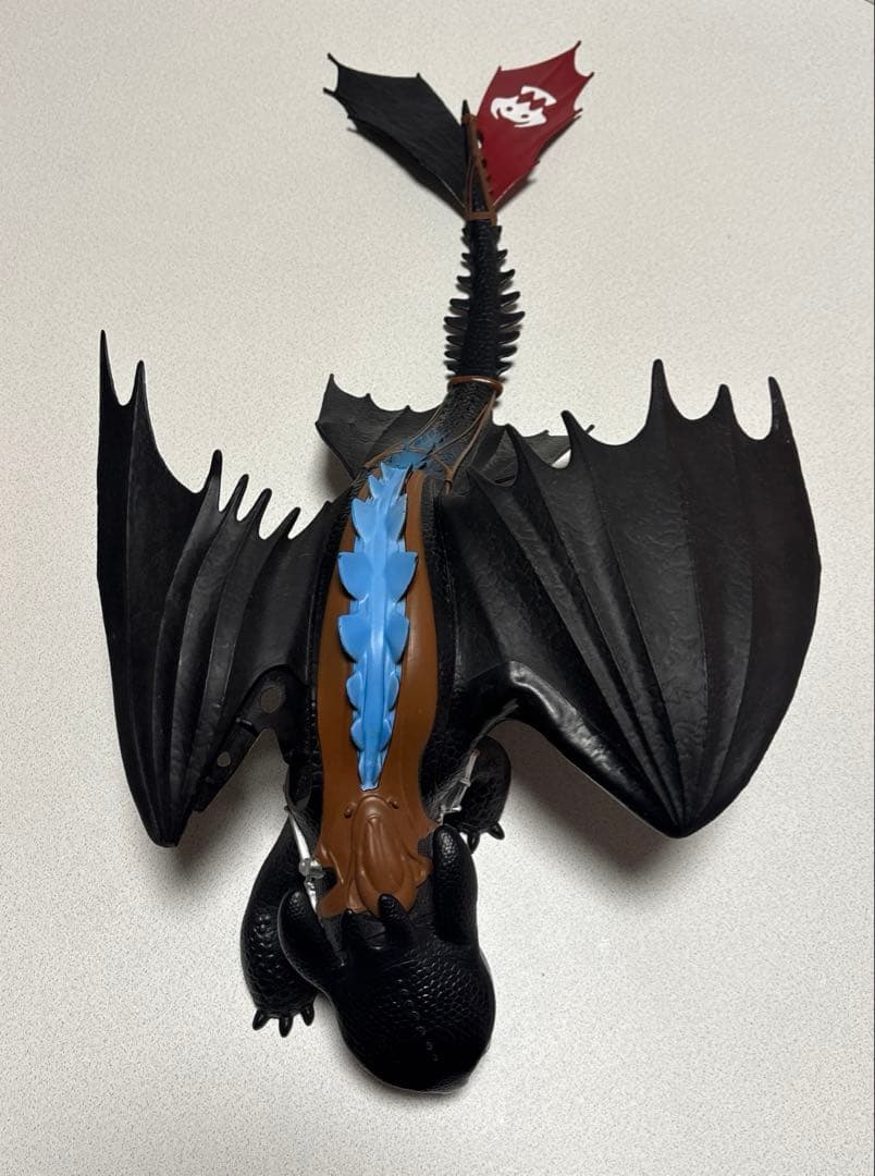 ヒックとドラゴン トゥース メガサイズフィギュア