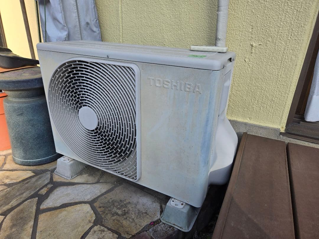 【特価】TOSHIBA ルームエアコン14畳用 【クリーニング済み】