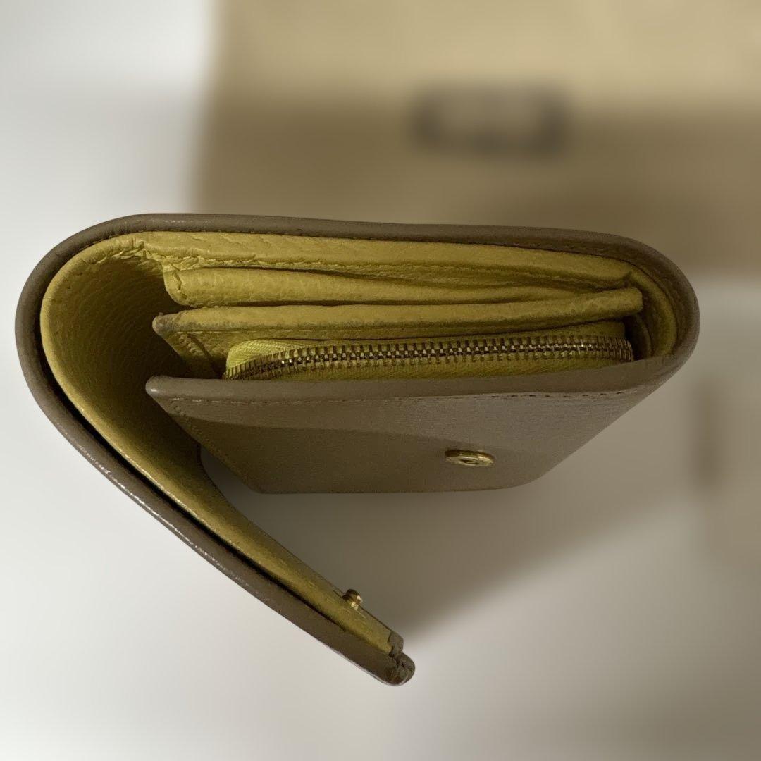 美品✨グッチ◇バイカラー二つ折り財布　GGレザーベージュイエロー