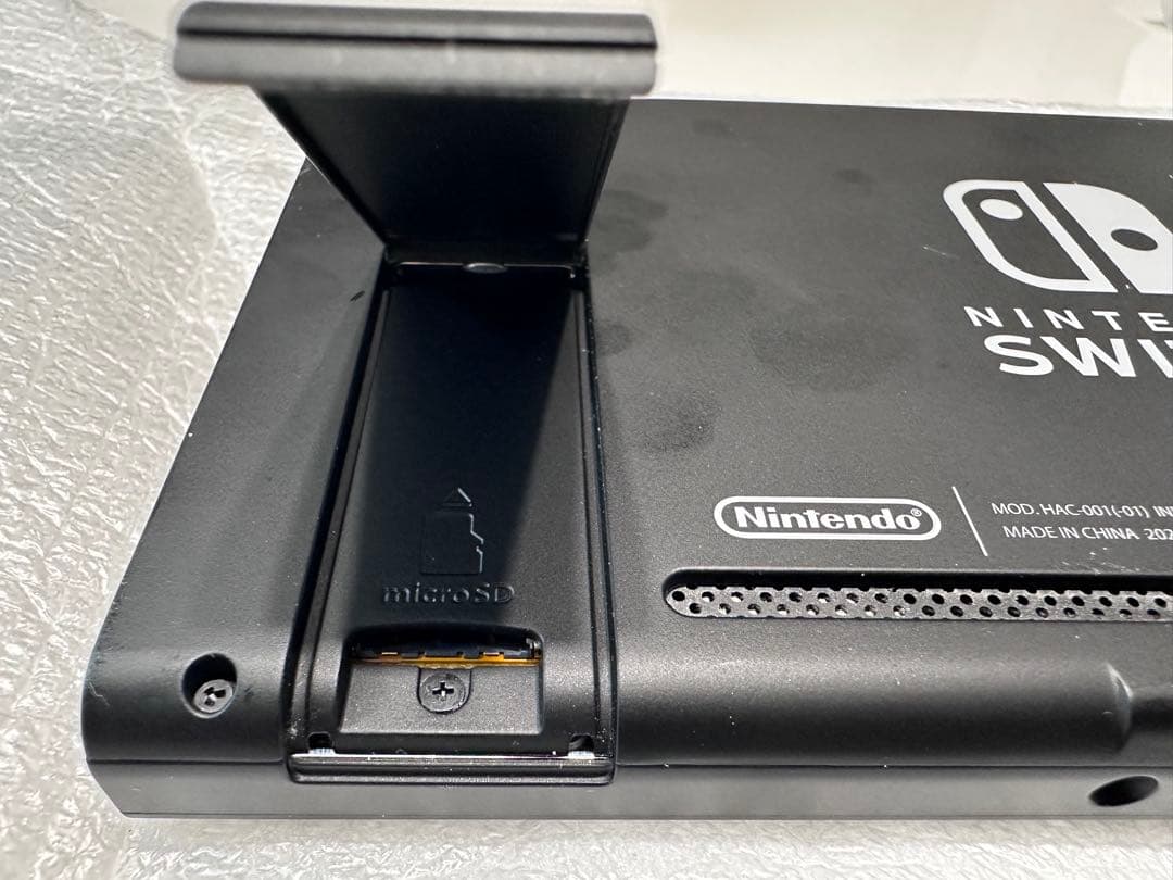 ひ*き様 Nintendo Switch 2022年 本体のみ