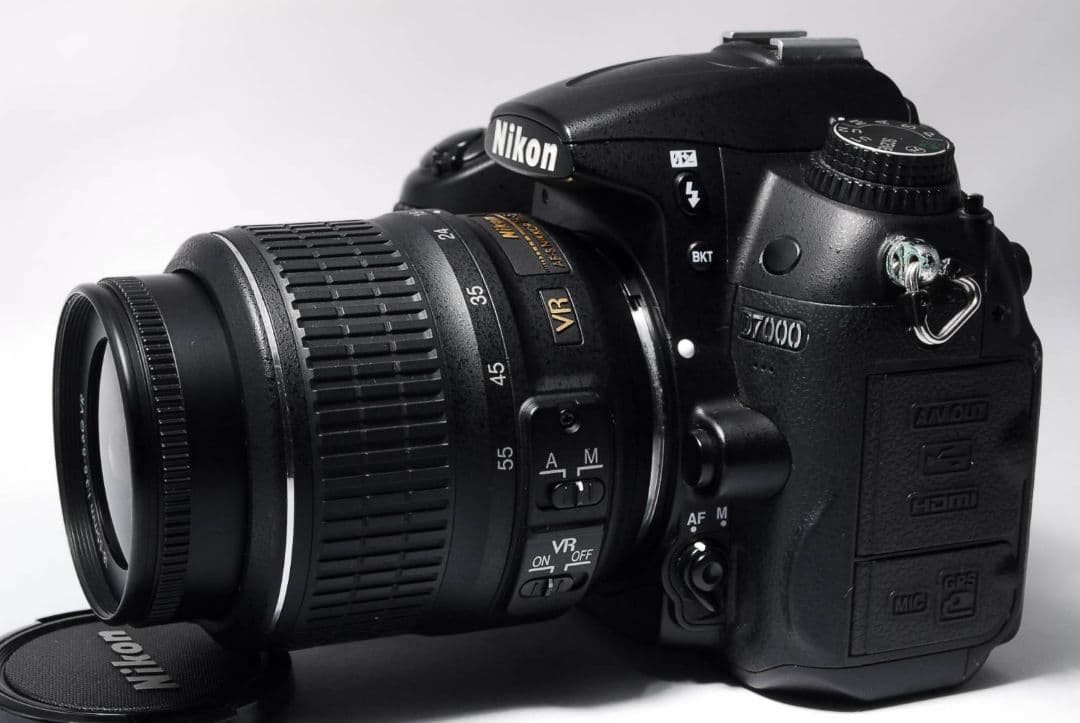 ♥AF-S標準＋望遠Wレンズ♥Nikon D7000♥高画質1620万画素