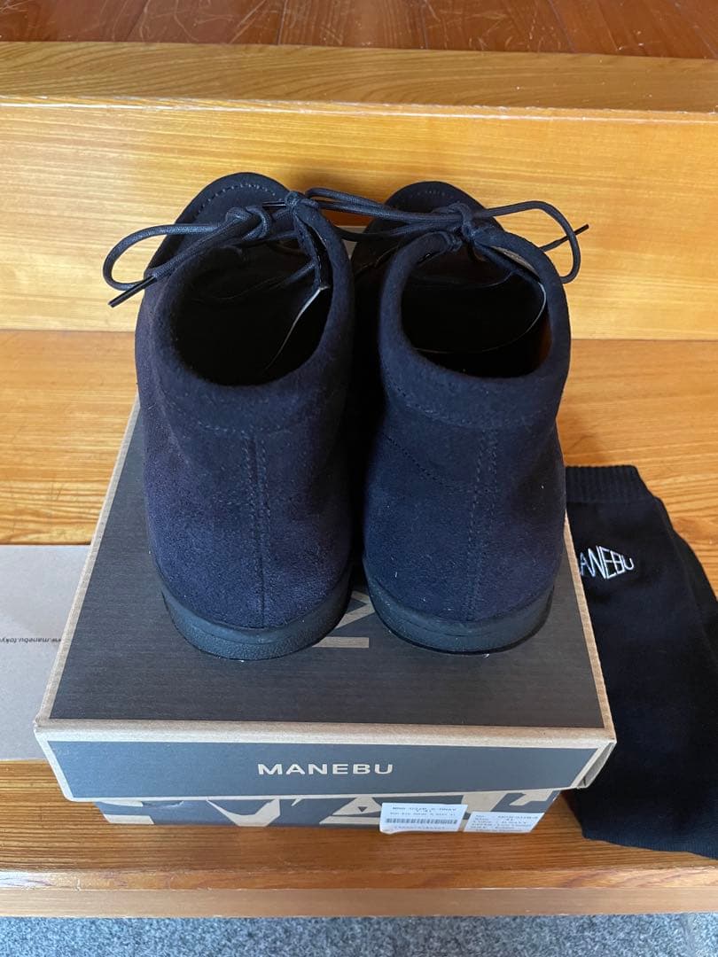 MANEBU ワラビー　箱・紐・靴下あり