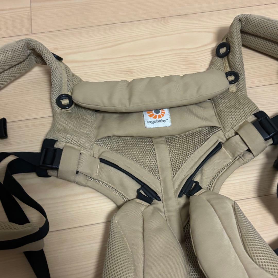 人気　ERGObaby エルゴベビーOMNI360 クールエア デザートベージュ
