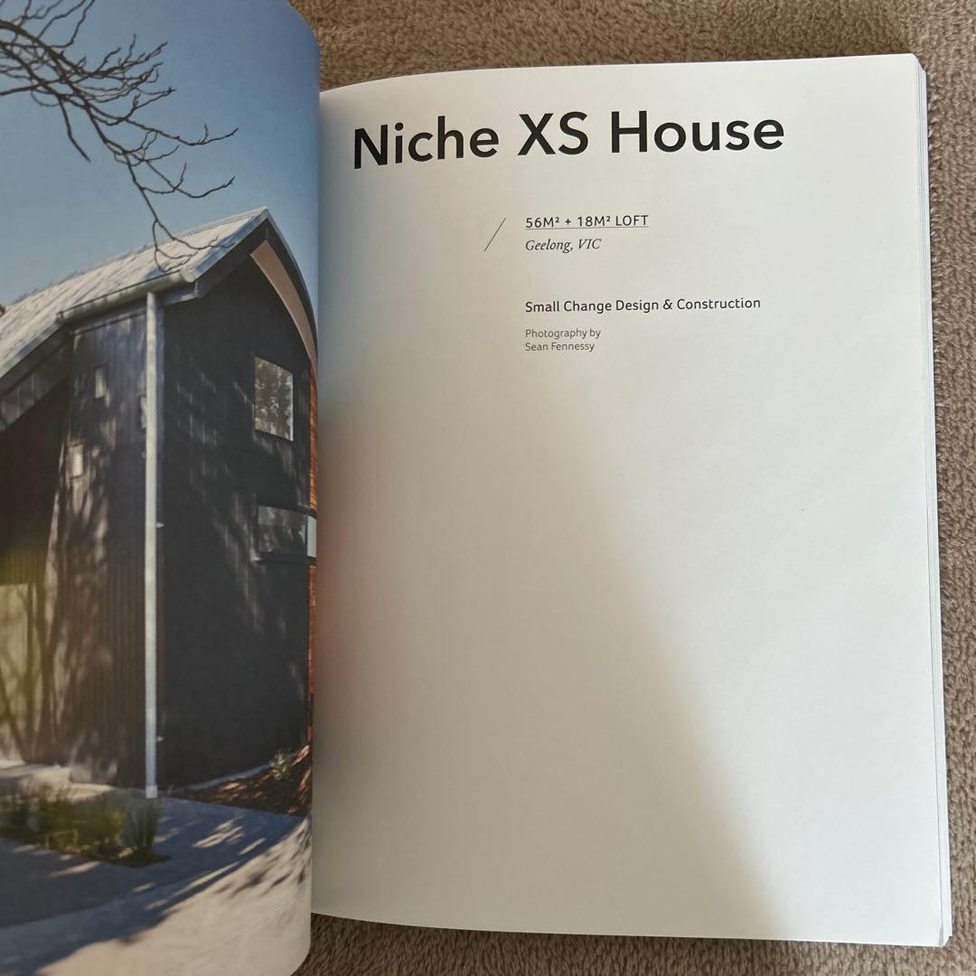洋書 Small House Living Australia