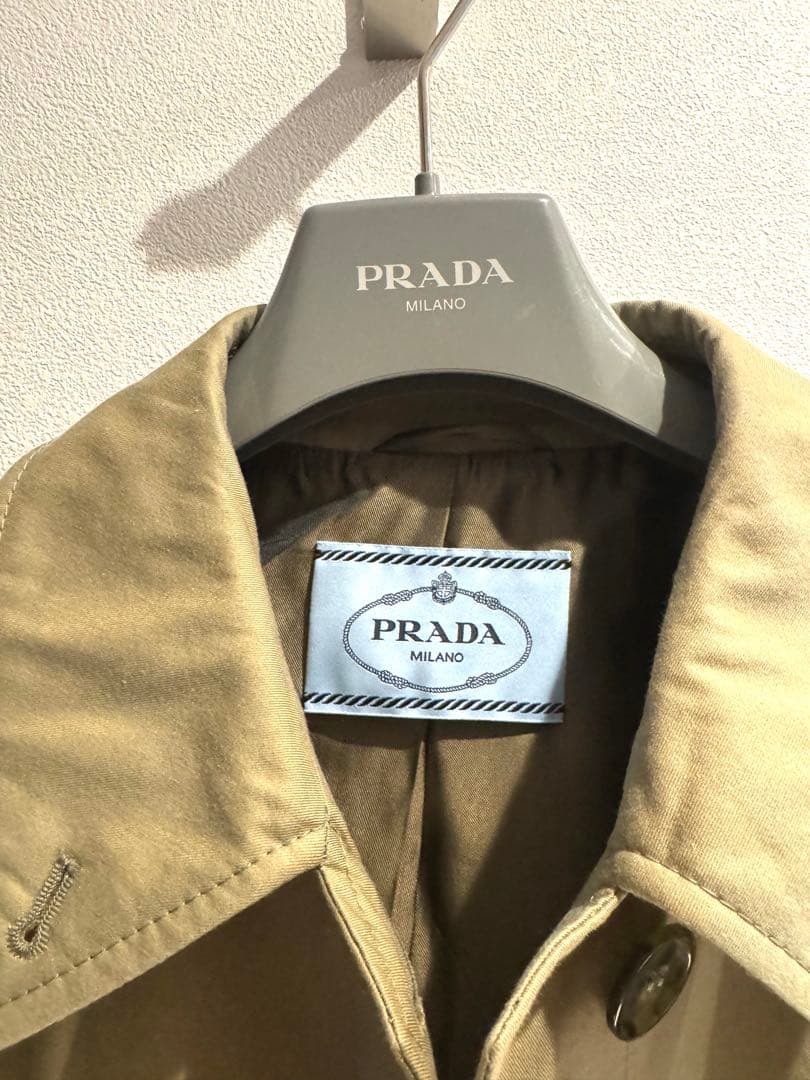 【Mr. ミスター】【ほぼ未使用！】PRADAプラダ トレンチコート
