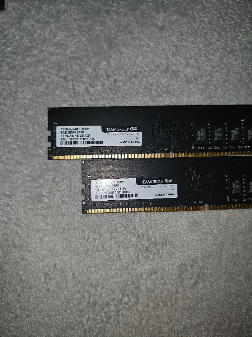 TEAMGROUP DDR4 2400 8GB ×2 計 16GB