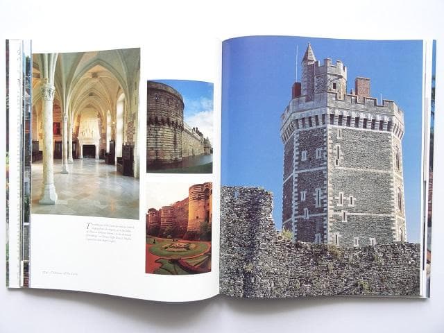 洋書◆フランス ロワールの美しい村の写真集 本 建築 風景 景色 教会