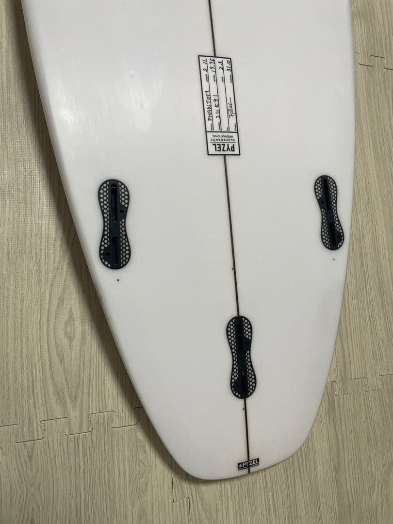 【falke wander】 PYZEL Phantom 5‘11 31ℓ