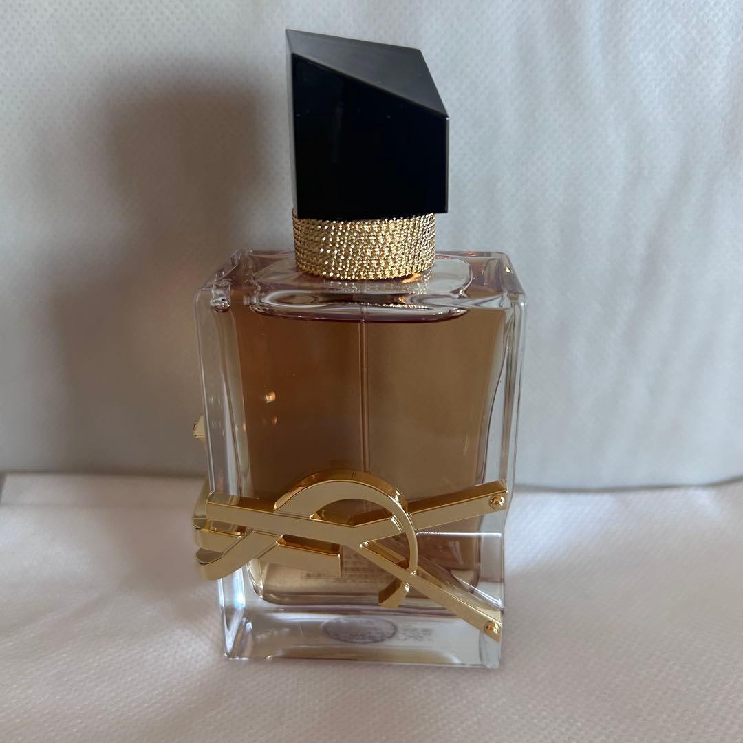 イヴサンローラン　リブレ オーデパルファム フローラル50ml 新品
