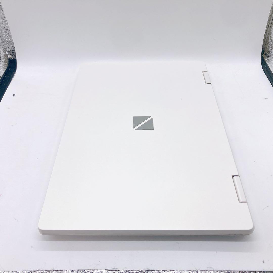 NEC ノートパソコン　PC-NM150KAW 美品　初期化済　動作確認済