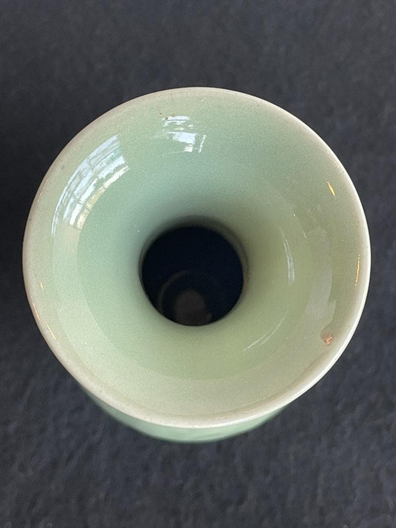 中国 美術 明代 龍泉窯 青磁 陽刻 纏枝花紋 雙耳 双耳 花瓶 不遊環 花入