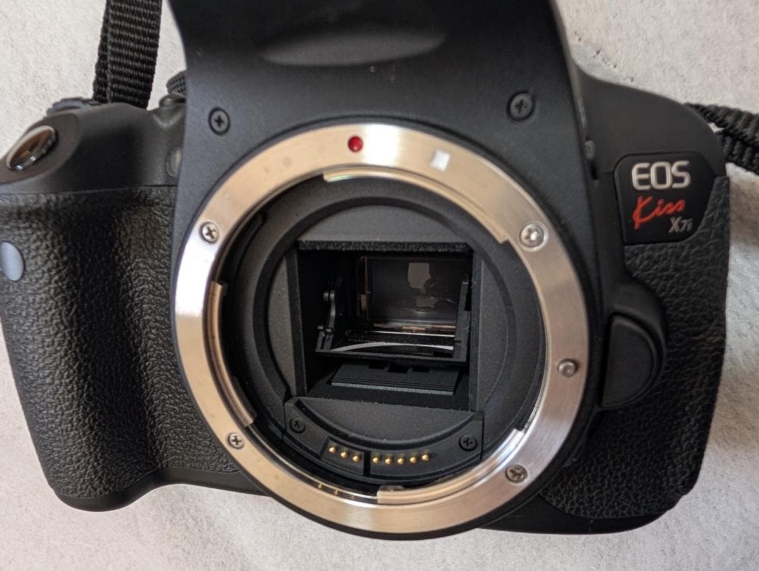 Canon EOS Kiss X7i ダブルズームキット