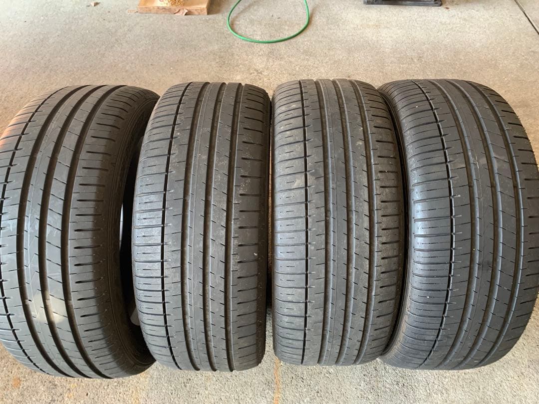 【チョコさん専用】　 FALKEN 235/50R18 タイヤ 4本セット