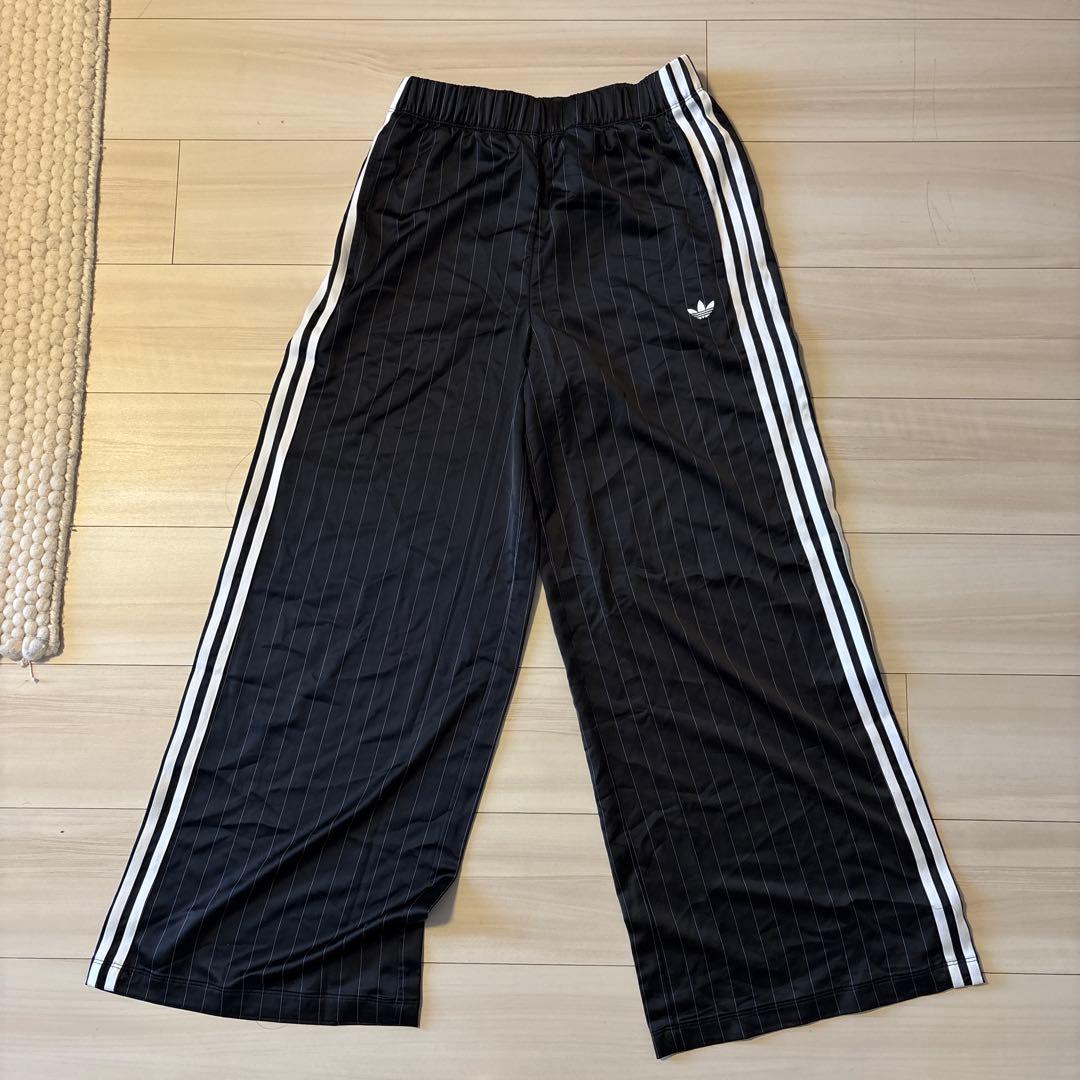 パンツ ADIDAS Pinstripe Satin Wide-leg Pants