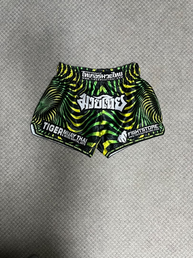 ムエタイ&キックボクシング　TIGER MUAY THAI　Tシャツ＆パンツ