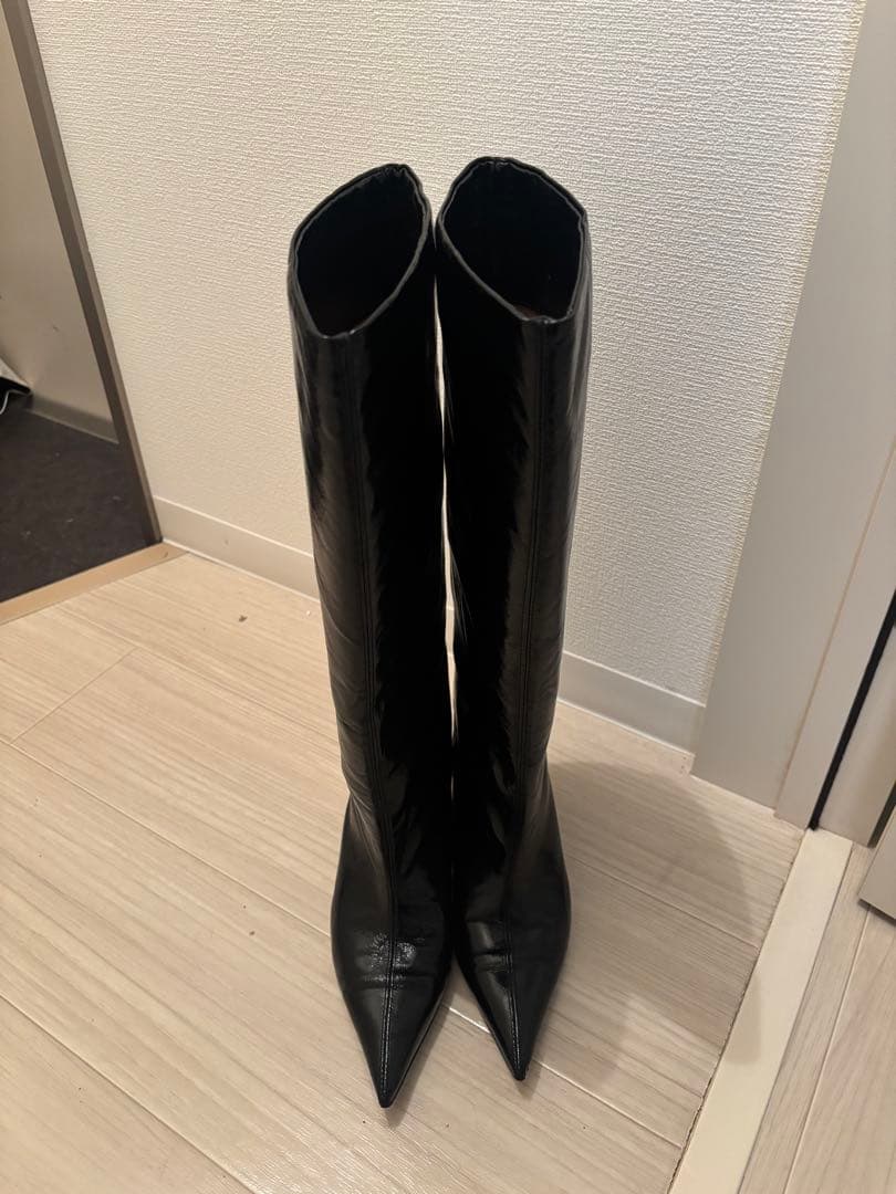 GANNI ブラック ロングブーツ ポインテッドトゥ