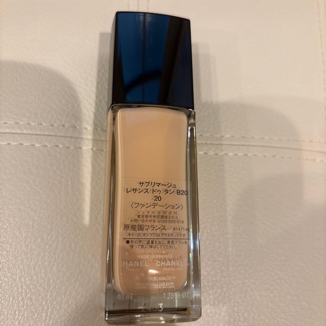 CHANEL サブリマージュ　レサンス　ドゥ　タン　B20