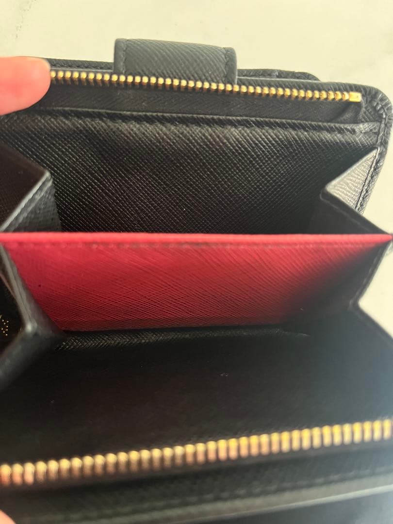 PRADA サフィアーノ 二つ折り財布 黒 ピンク バイカラー