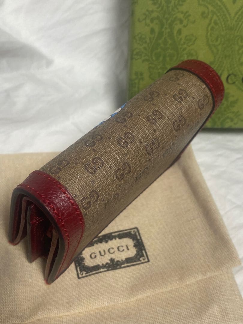 グッチ　GUCCI GG柄 ドラえもん　コラボ ダブルG 2つ折り財布 超美品