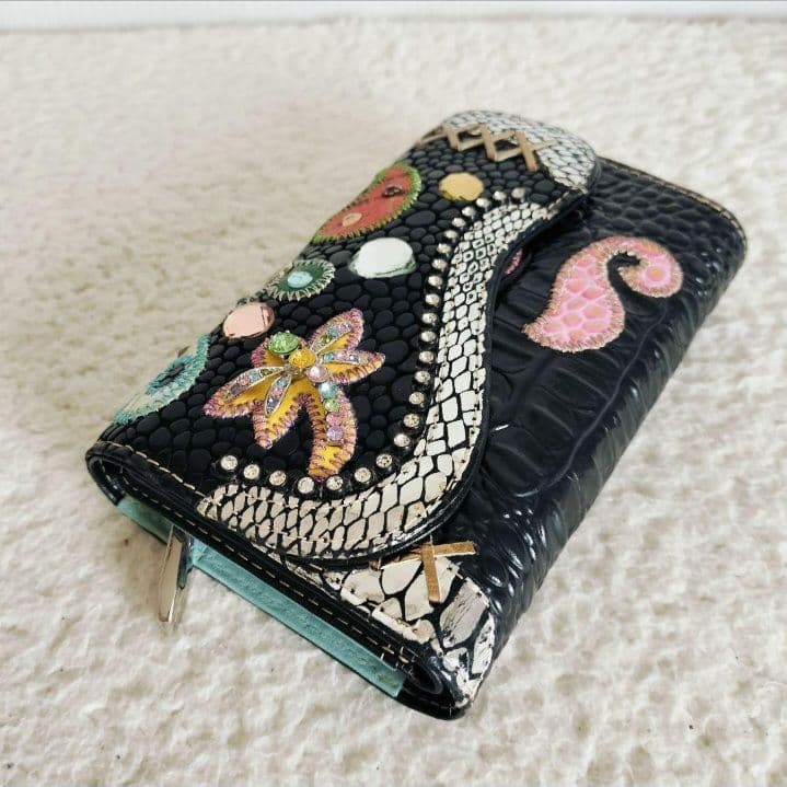 未使用品☆MICHELANGELOミケランジェロ☆ 刺繍ビーズ装飾 三つ折り財布