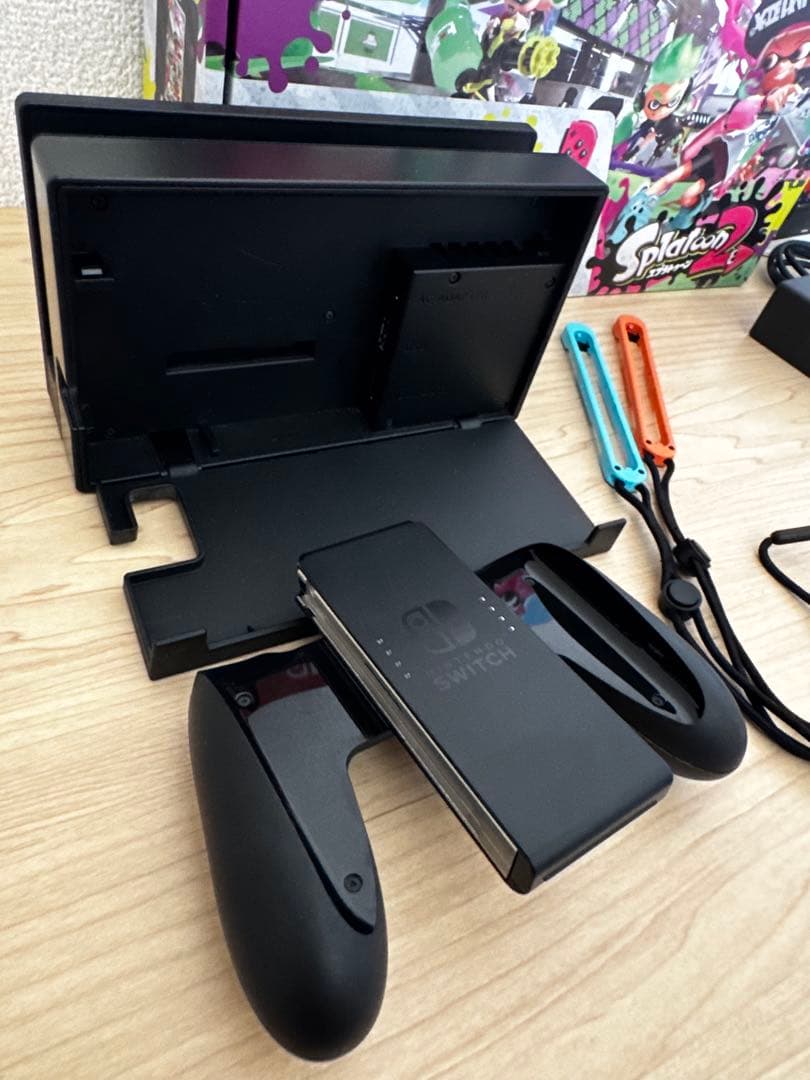 【美品】Nintendo Switch 本体（スプラトゥーン2エディション）
