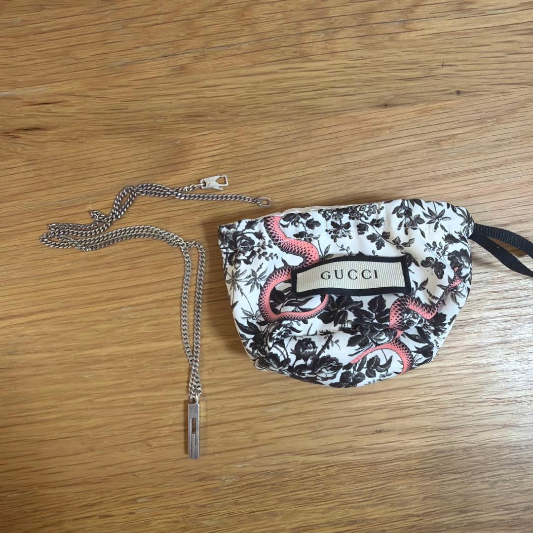 GUCCI シルバー 925 カットアウトG ネックレス