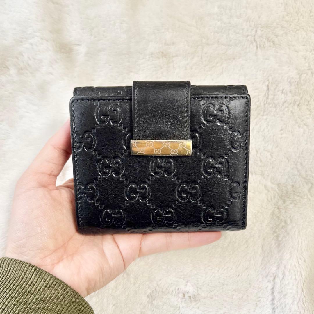 ✨正規品✨ GUCCIグッチ 二つ折り財布 Wホック ブラック GGロゴエンボス