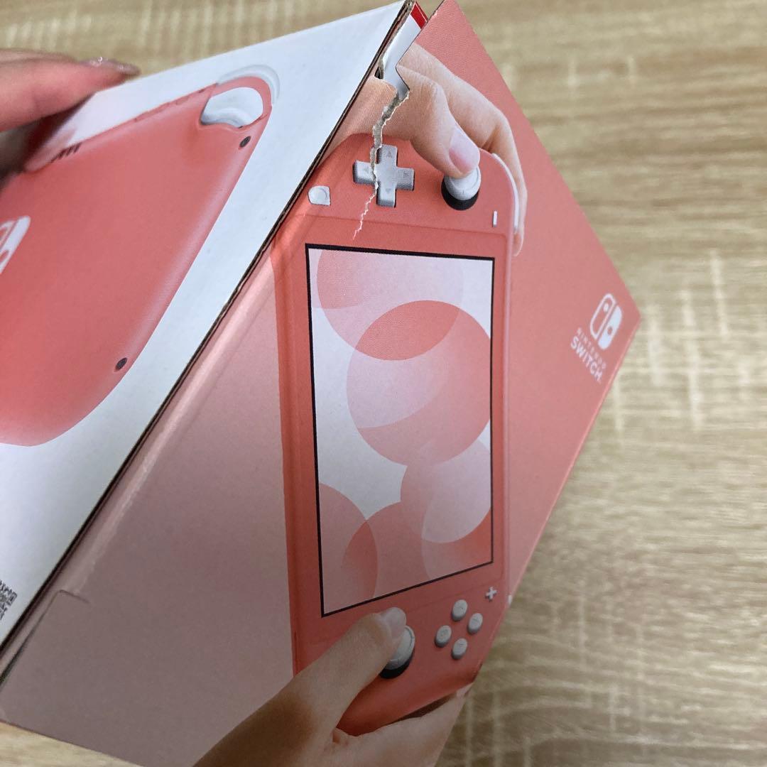 Nintendo Switch Lite / コーラル