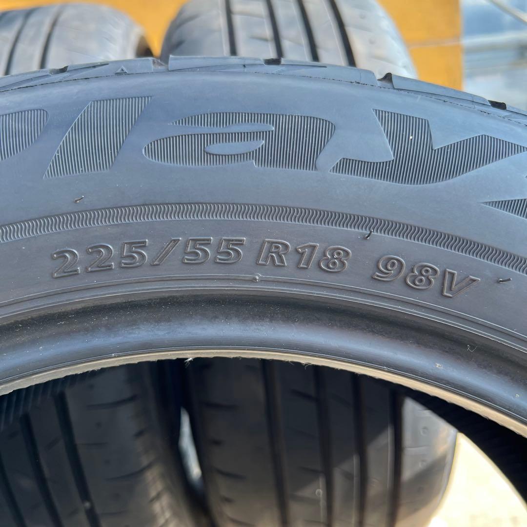ブリヂストン 225/55R18 4本 Playz PX-RVⅡ 中古