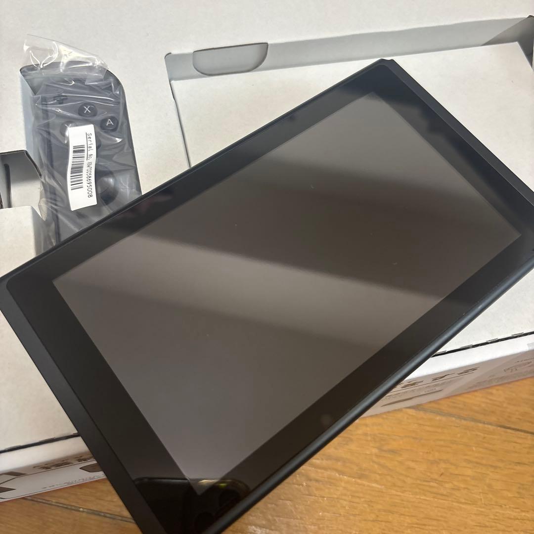 Switch 本体　グレー
