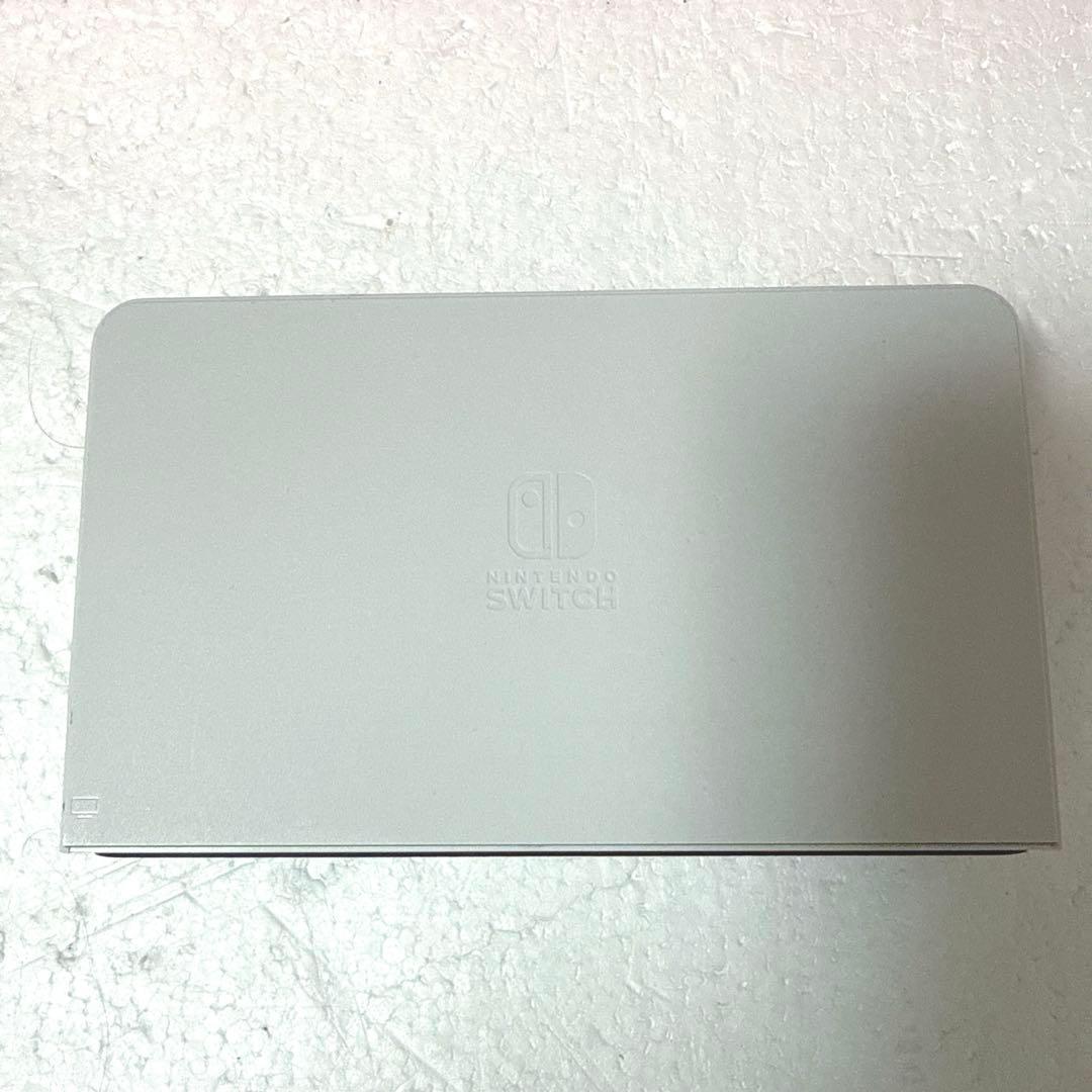 Nintendo Switch ホワイト/ブラック 本体