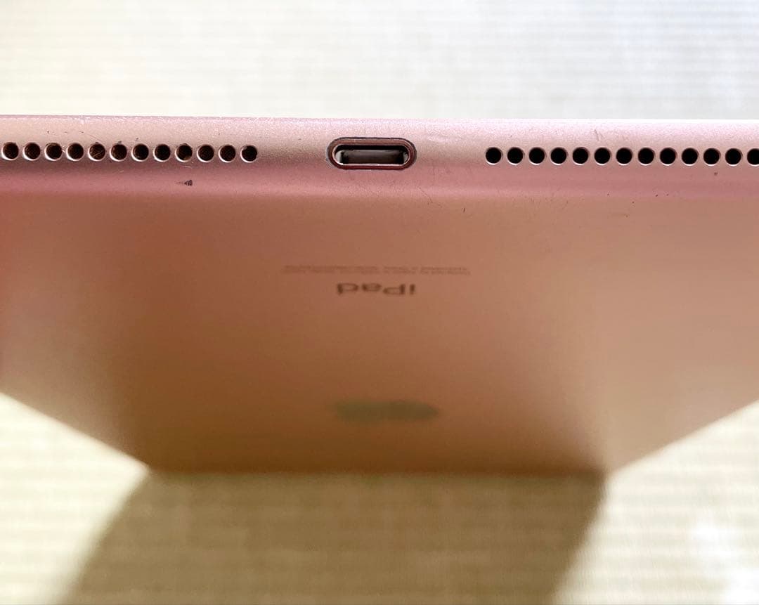 【動作確認済】iPad 第8世代 Wi-Fiモデル 32GB ゴールド
