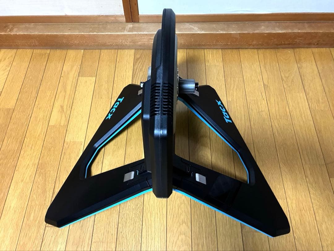 Tacx NEO 2T Smart スマートトレーナー