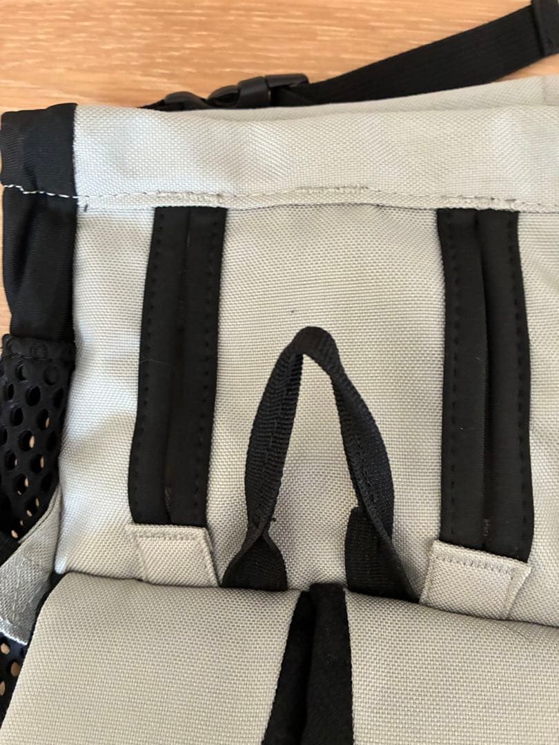 週末値下げ　K9 SPORT SACK 小型犬用キャリーバッグ グレー