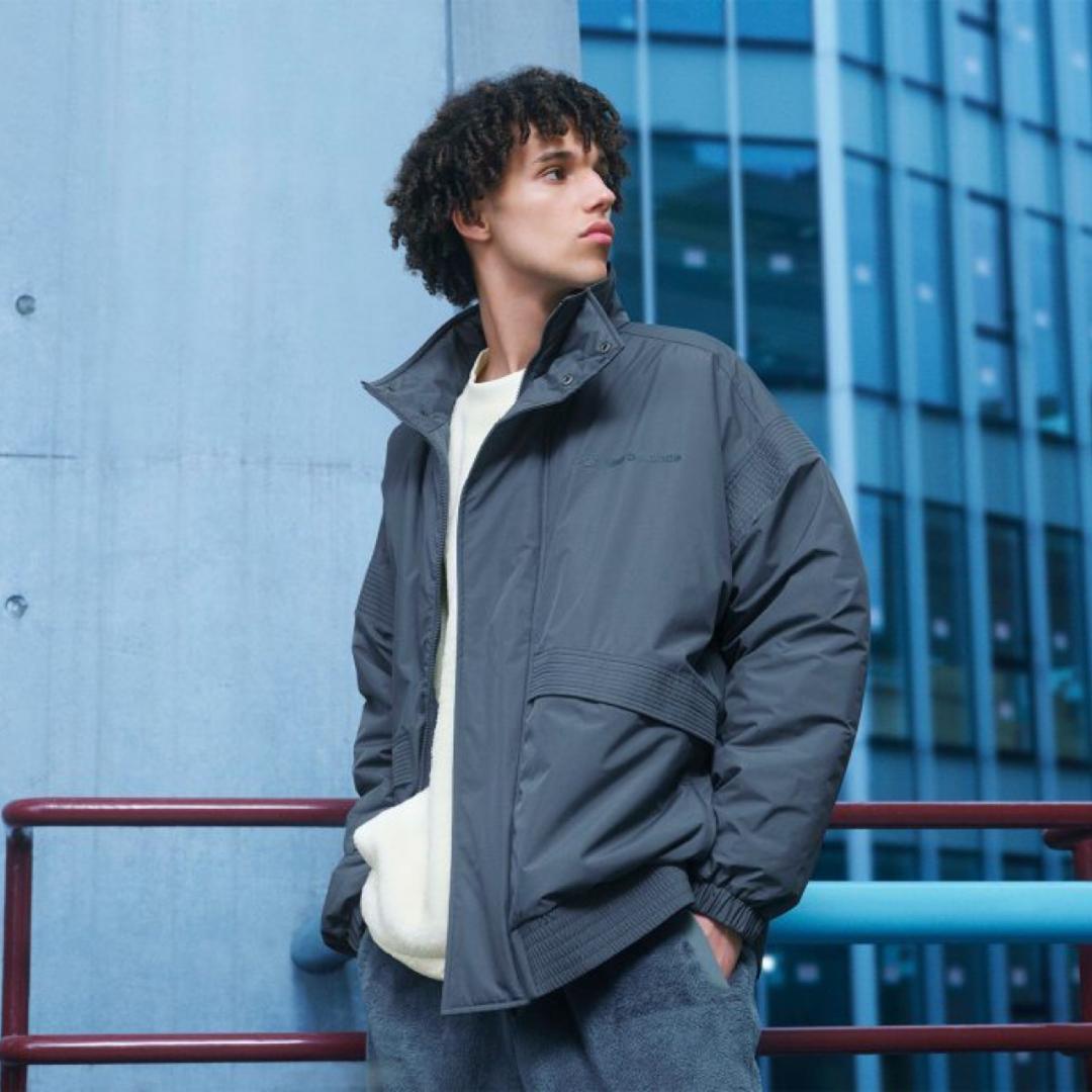 極美品 new balance ニューバランス MET24 パデットジャケット