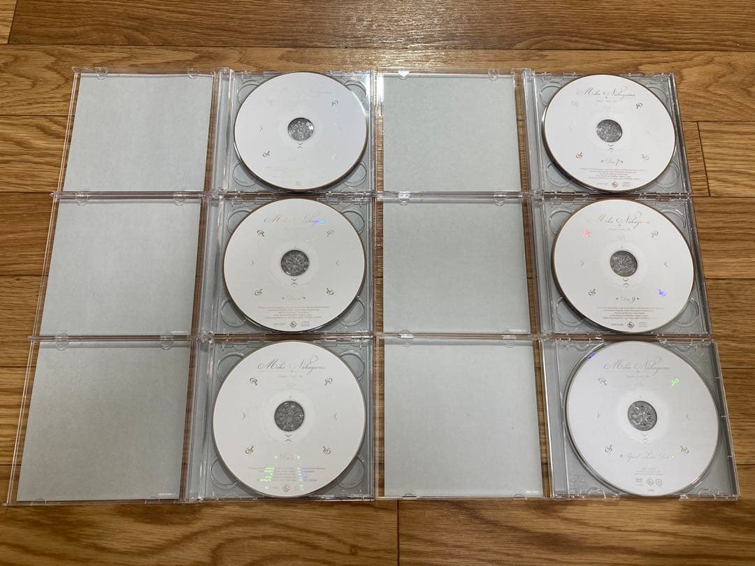 希少 中山美穂 CD Complete SINGLES BOX 初回限定生産品