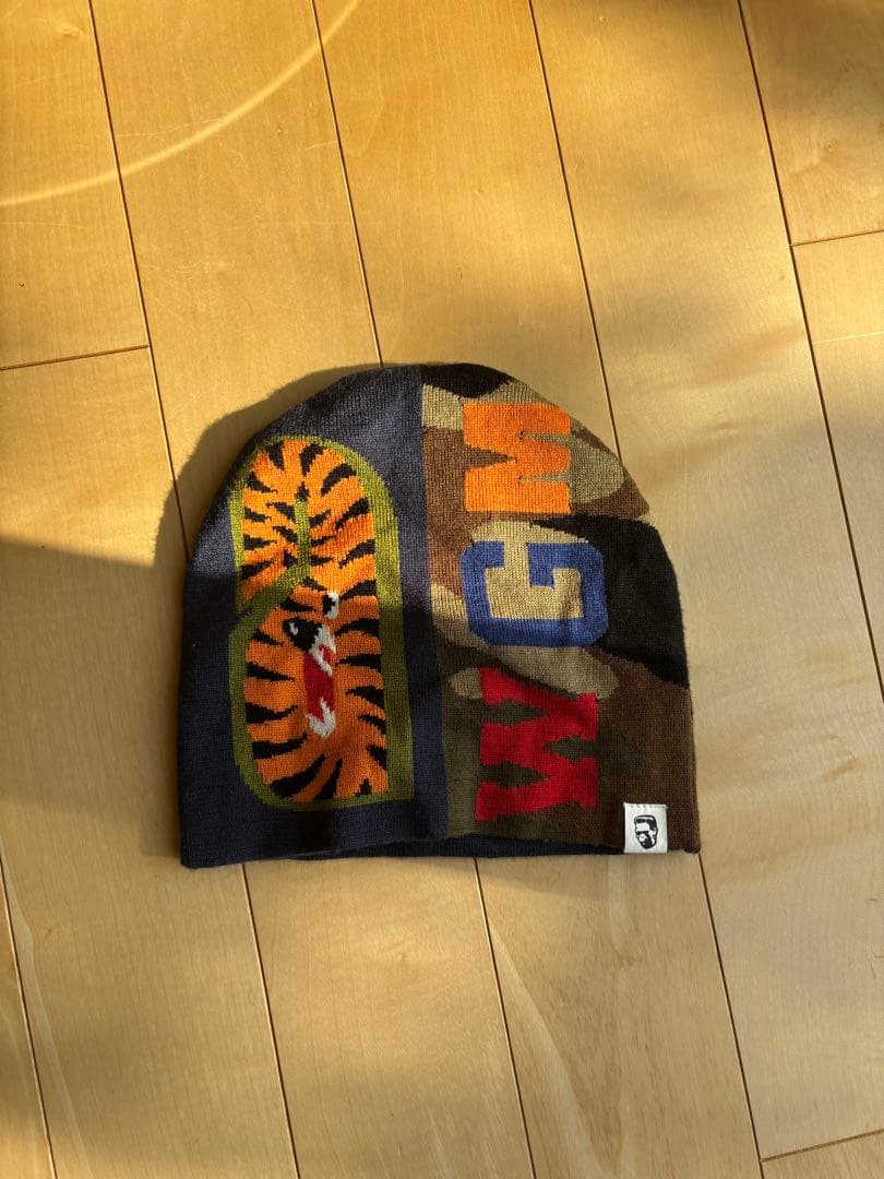 A BATHING APE サメデザイン ニットビーニー