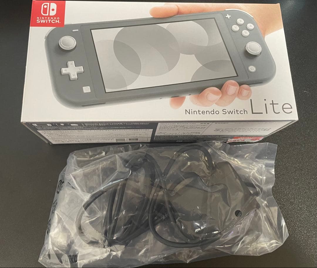 E*E様 ニンテンドースイッチライトグレー