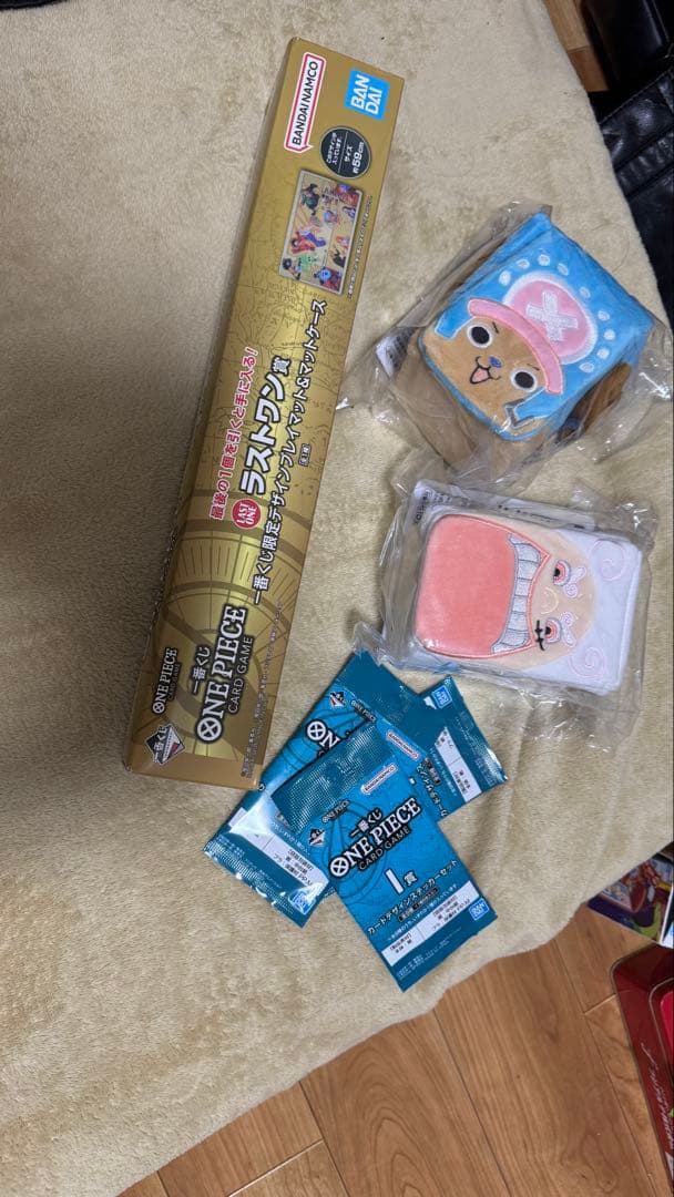 ワンピース 赤い帽子とフィギュアセット