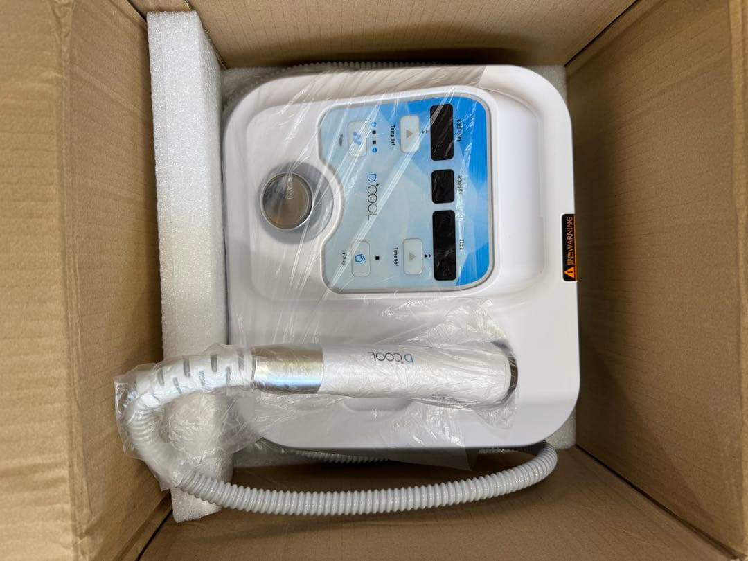 エレクトロポレーション　美容機器　美容液導入　リフトアップ　DCOOL