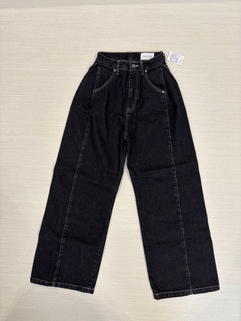 CAPRICIEUX L'EMAGE サイドタックデニム　新品タグ付き