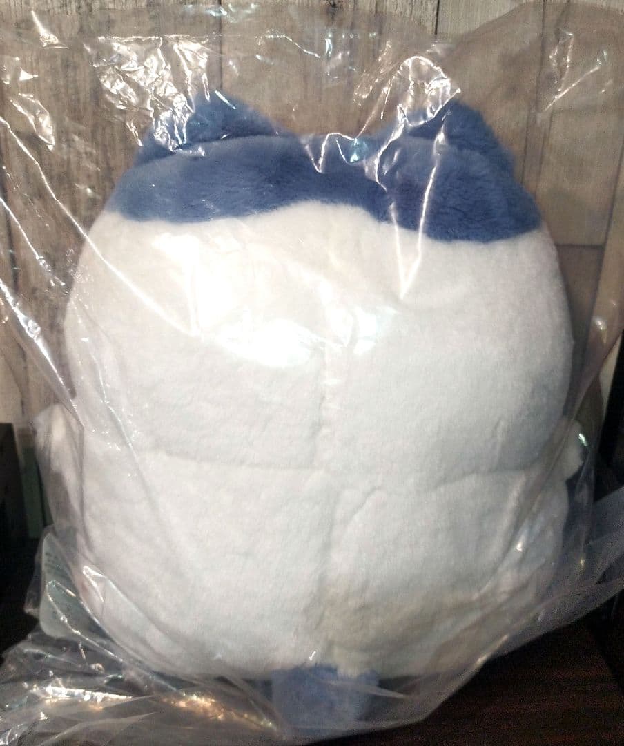 【箱で梱包】ちいかわ　重め！ぼっちゃり抱っこぬいぐるみ　ハチワレ