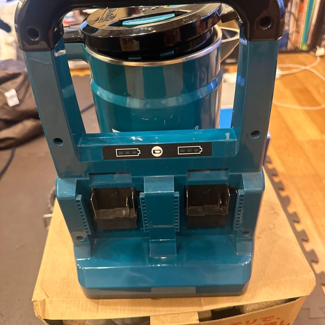 Makita 電気ケトル 0.8L 青
