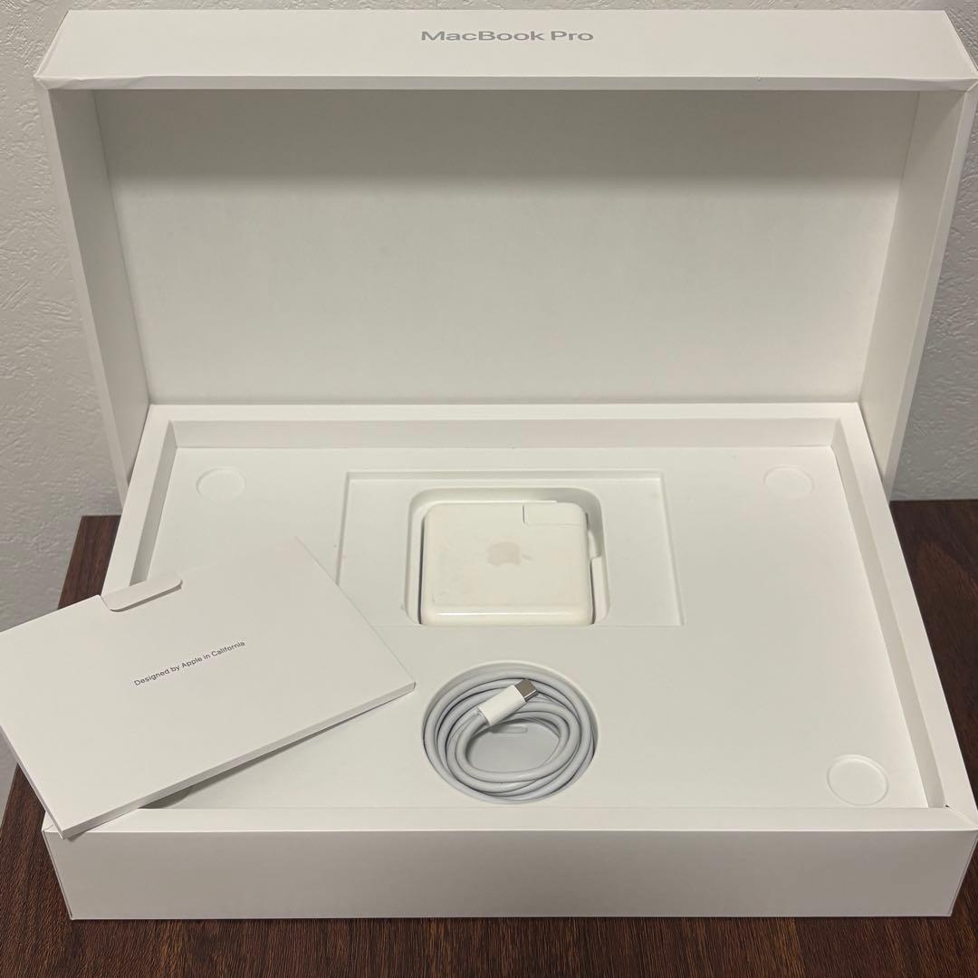 MacBook本体 MacBook Pro 13 2020 i5 16GB 256GB