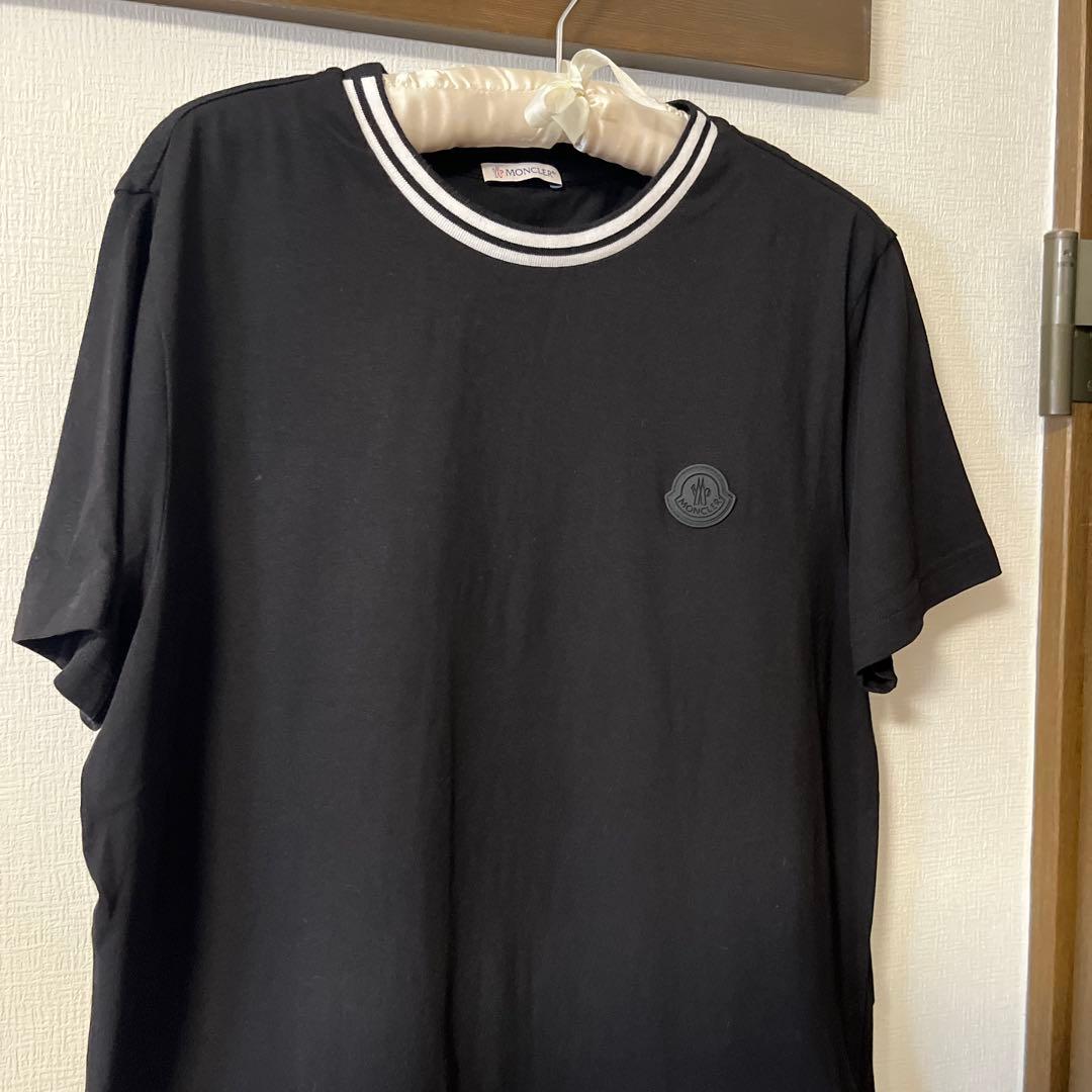 美品　モンクレール　Tシャツ　サイズＬ