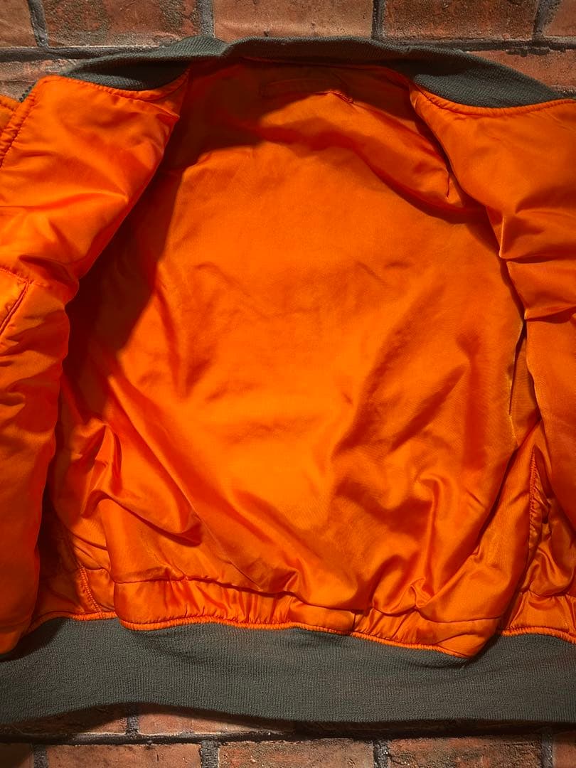 実物 ALPHA INDUSTRIES 70s USAF MA-1 M