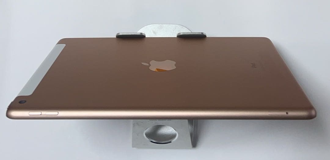 iPad 7世代 WiFi + Cellular 128GBゴルト